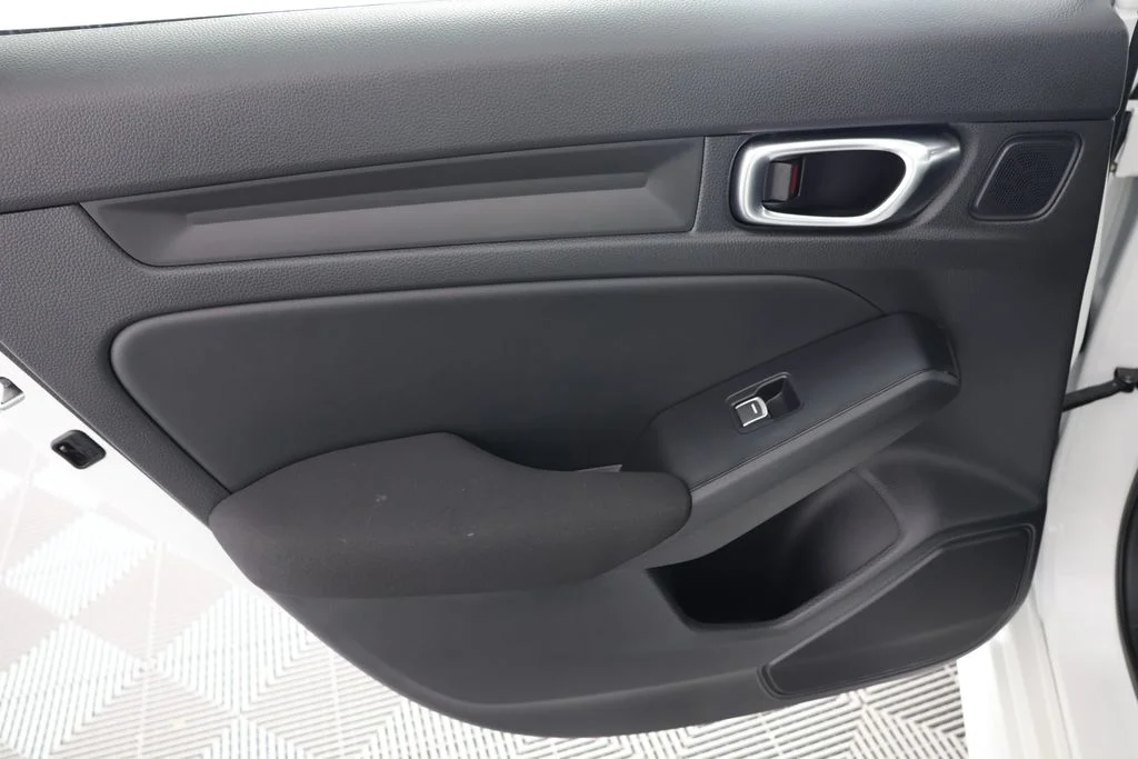 Used 2025 White Honda Sport image 25