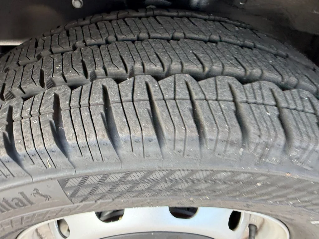 Used 2025 White Ford XL image 20