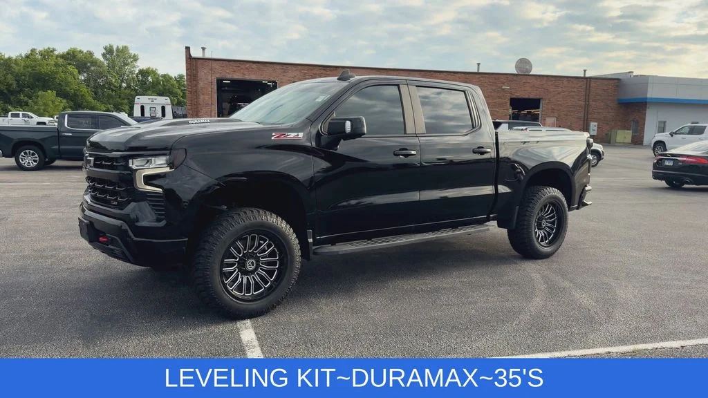 Used 2022 Black Chevrolet LT Trail Boss image 4