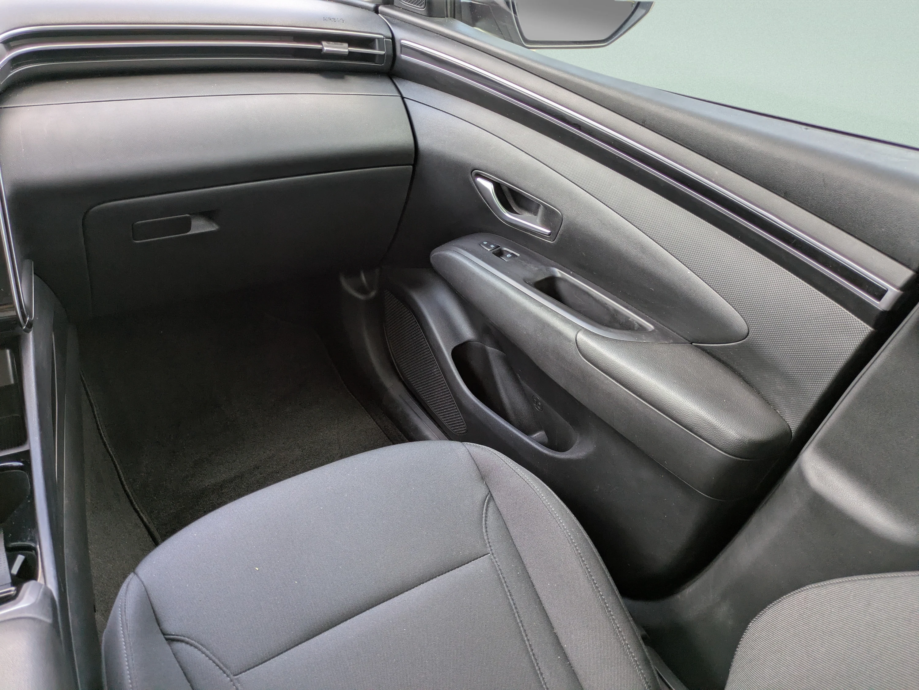 Used 2022 Shimmering Silver Hyundai SEL image 16