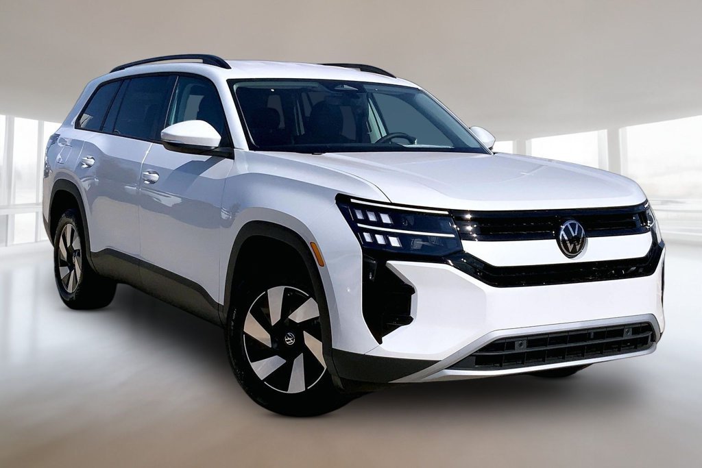 New 2027 Opal White Pearl Volkswagen SE image 2