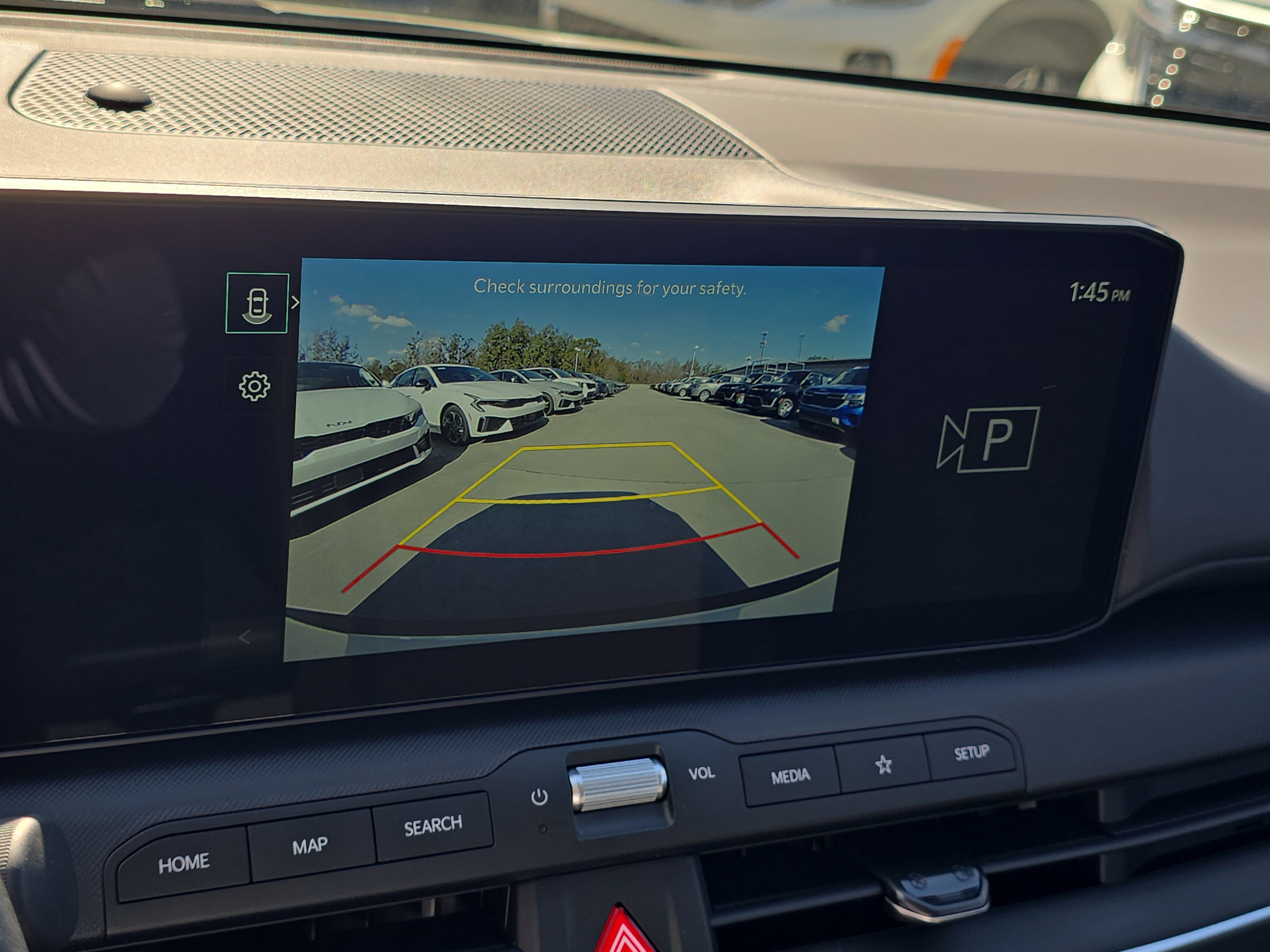 New 2026 Snow White Pearl Kia LXS image 23