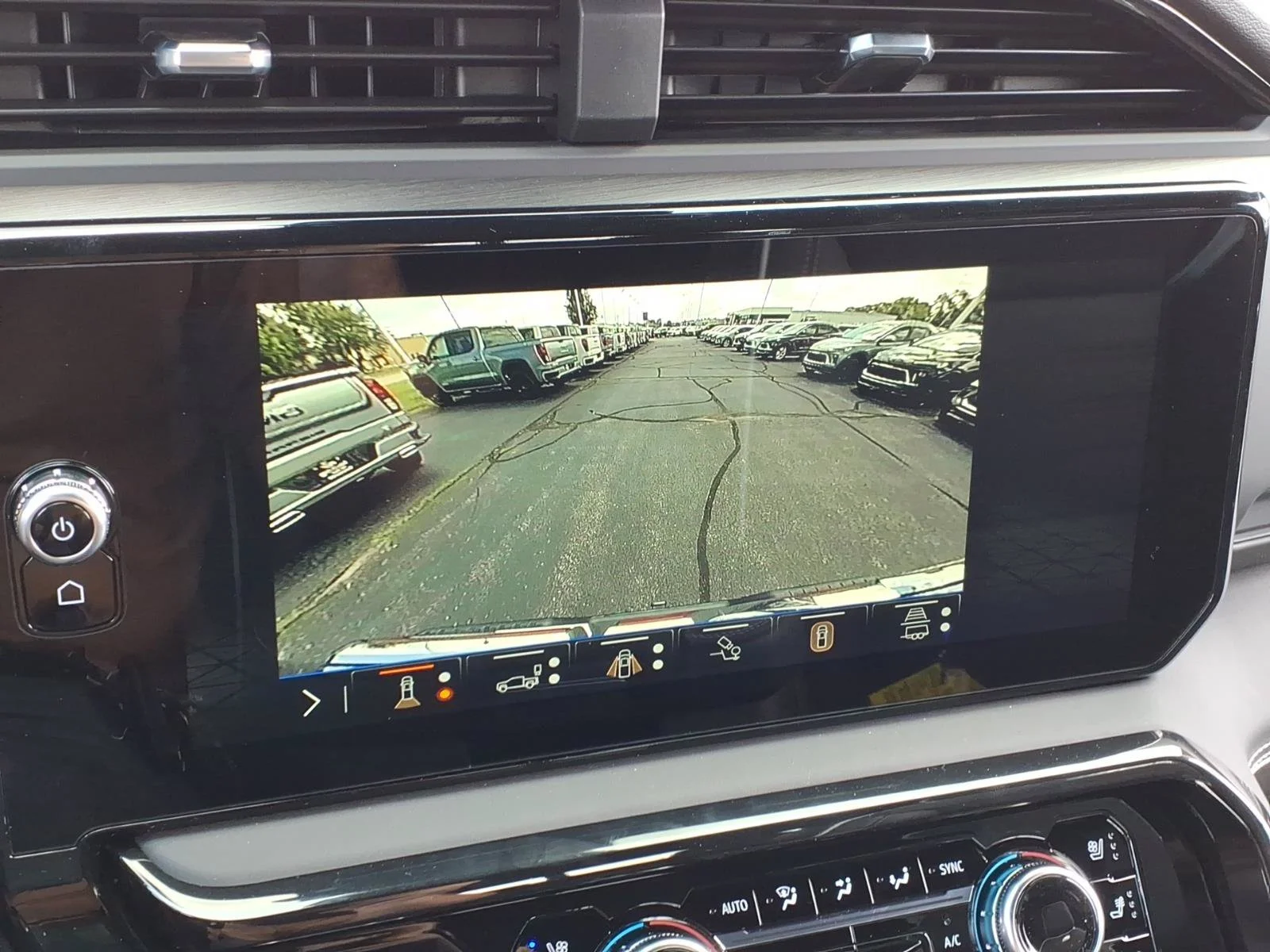2026 GMC Sierra 1500 AT4X - Photo 16