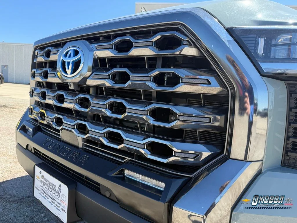 2024 Toyota Tundra Platinum - Photo 24