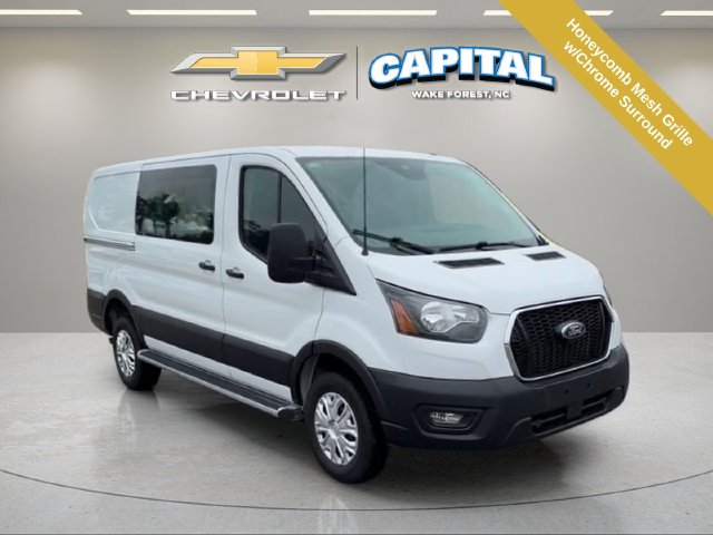 Used 2025 White Ford Base image 9