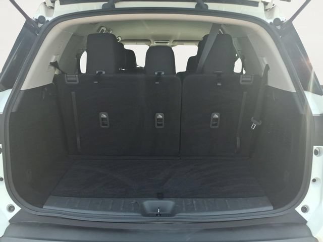 Used 2024  Nissan SV image 21