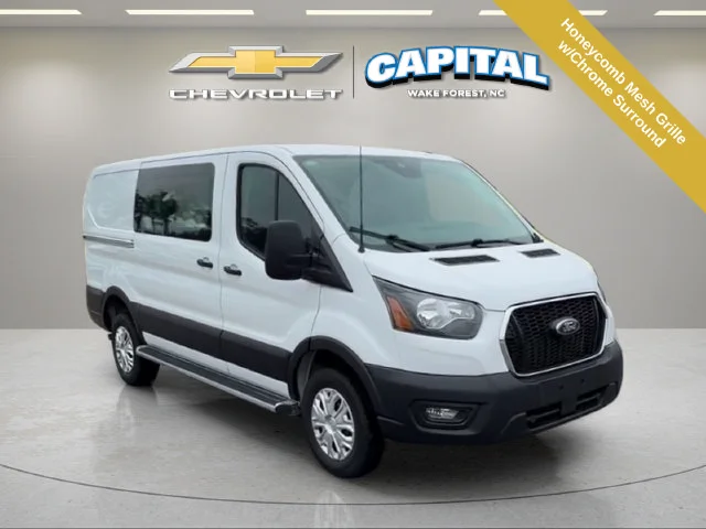 Used 2025 White Ford Base image 9