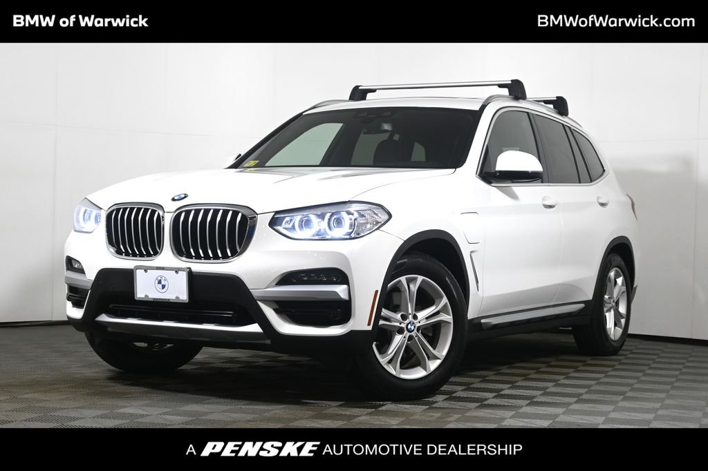 2021 BMW X3 xDrive30e's photo