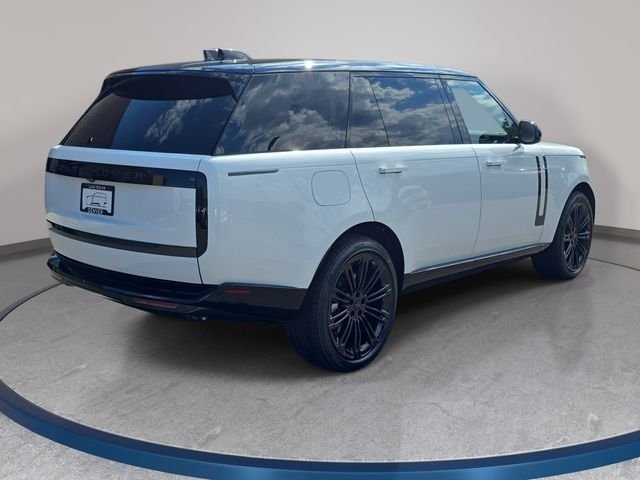 New 2026 Fuji White Land Rover SE LWB image 5