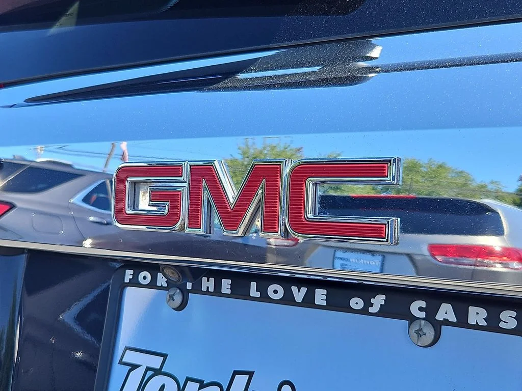 Used 2016 Iridium Metallic GMC SLT image 24