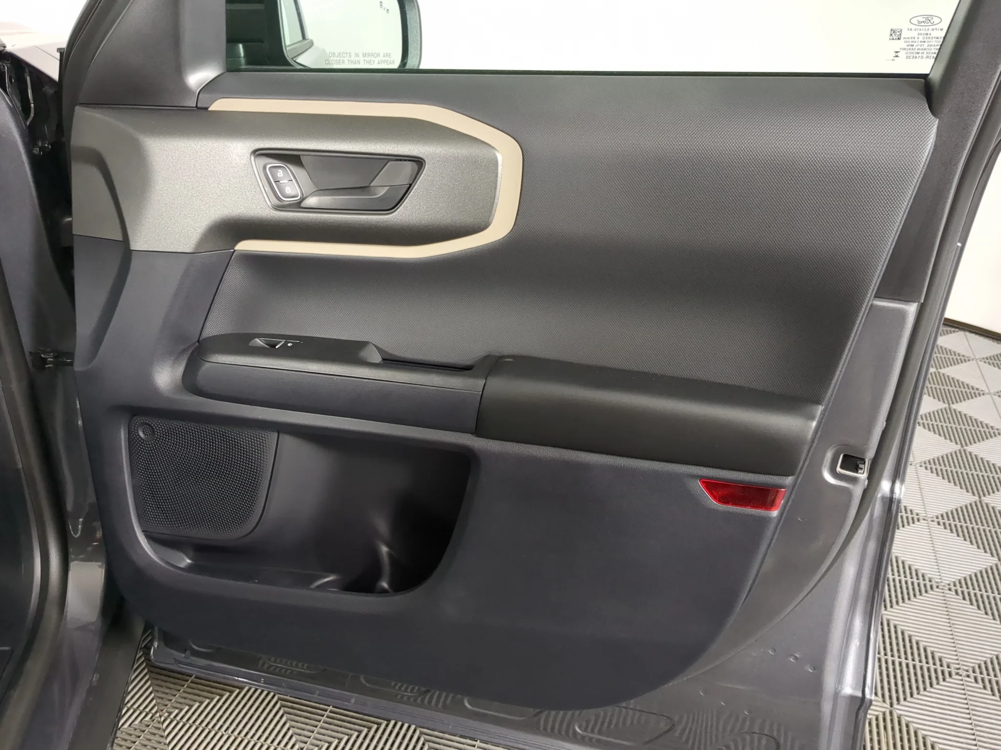 New 2026 Carbonized Gray Metallic Ford Big Bend® image 18