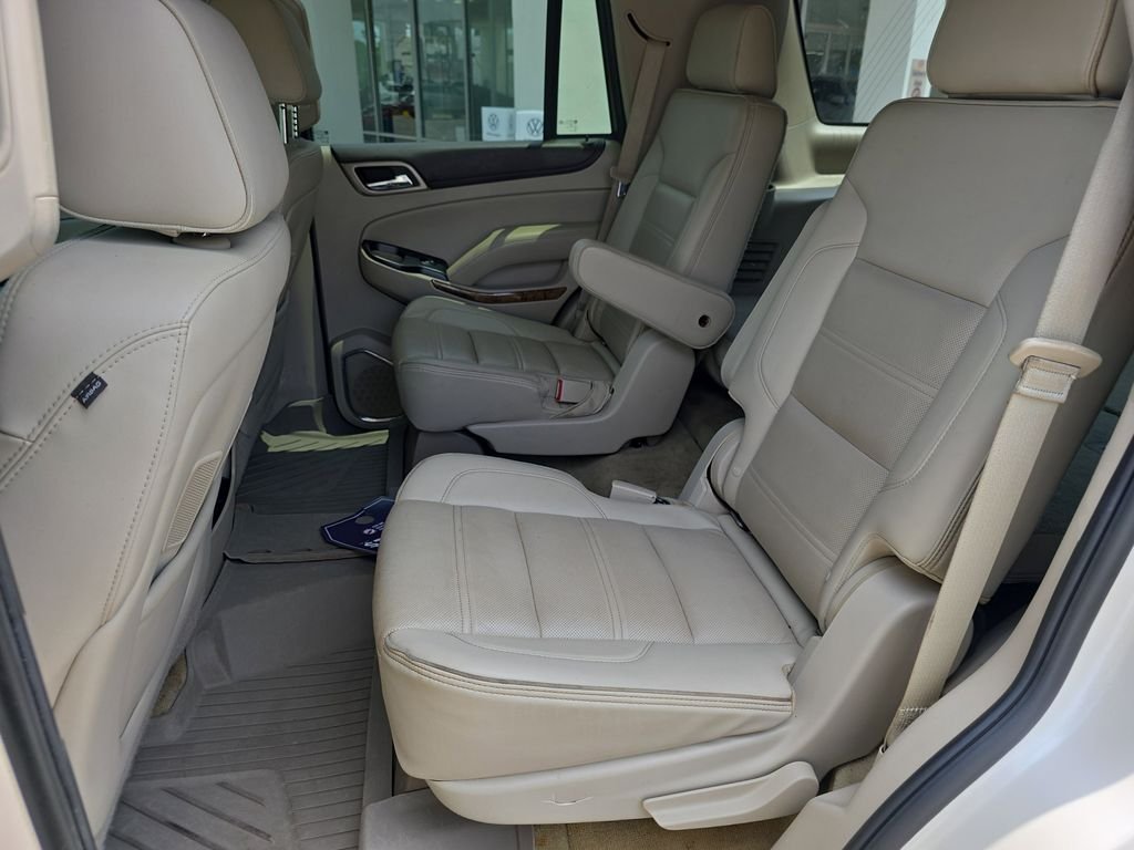 Used 2015 White GMC Denali image 32