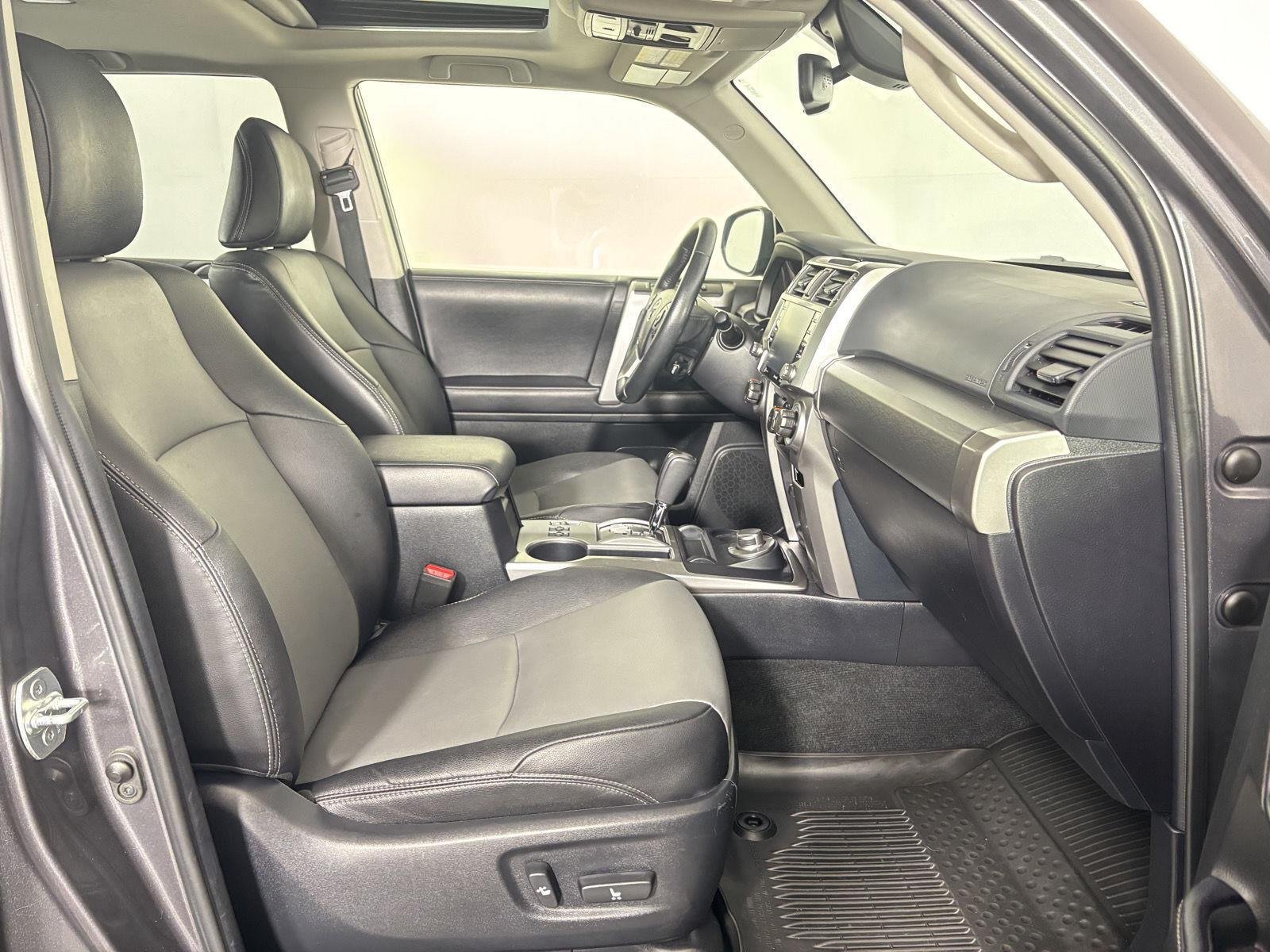 Used 2023 Magnetic Gray Metallic Toyota SR5 Premium image 21