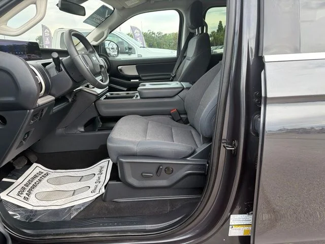Used 2025 Gray Ford Active image 9