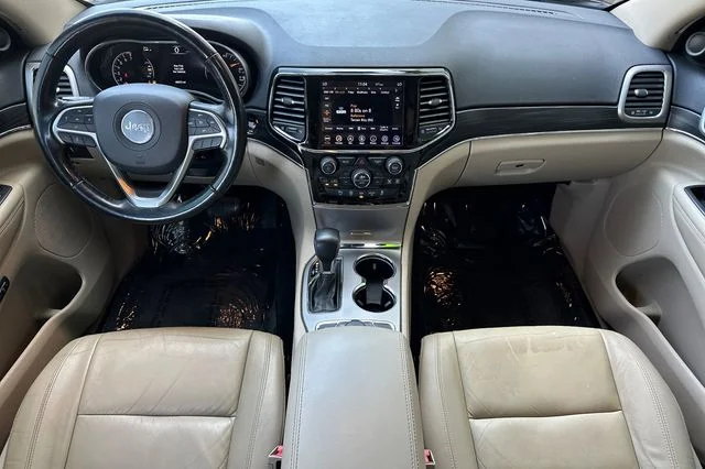 Used 2020 Red Jeep Limited image 15