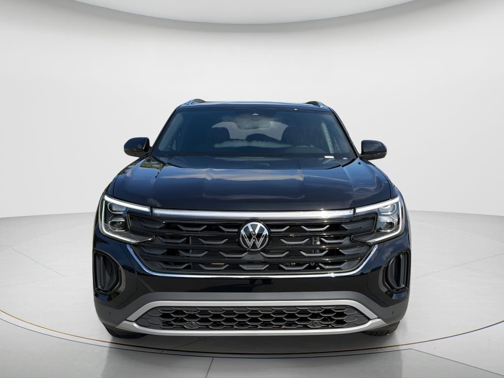 New 2026 Deep Black Pearl Volkswagen SE w/Technology image 2