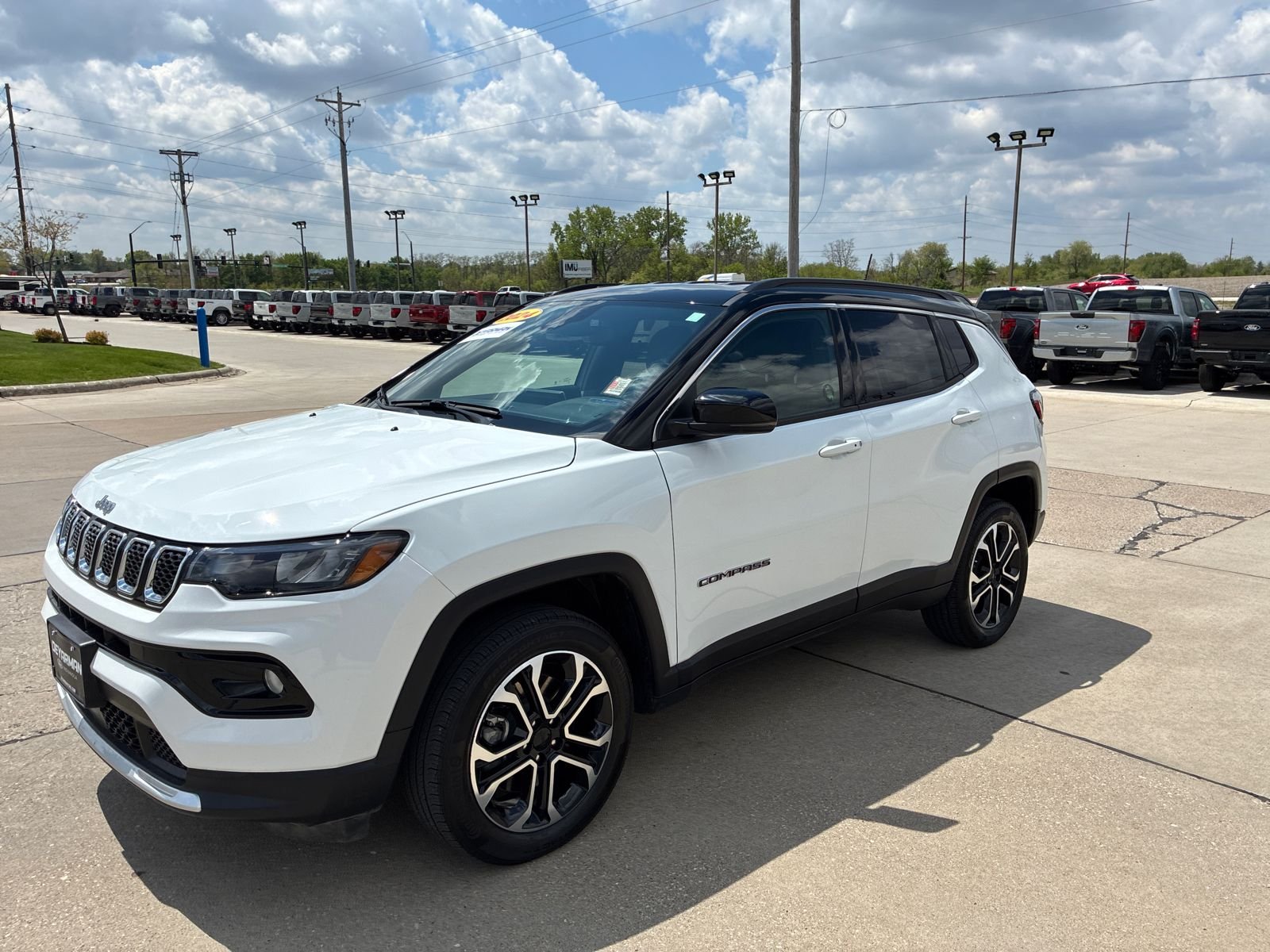 Certified Used 2024 White Jeep Limited image 8