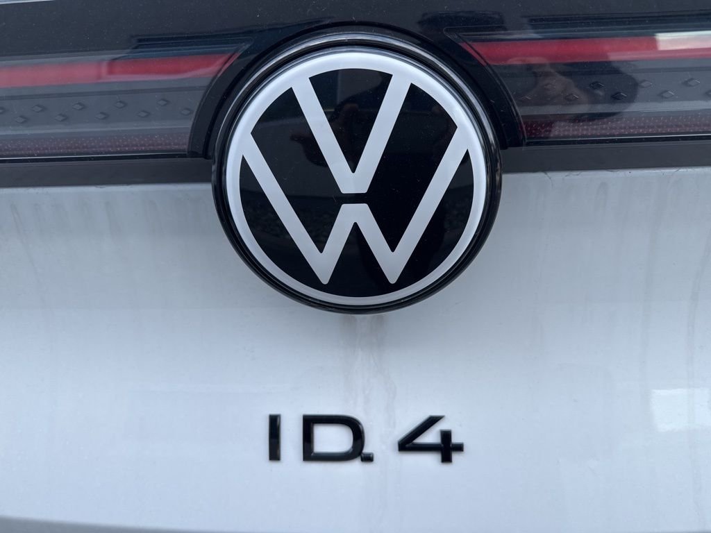 New 2025 White Volkswagen Pro S Plus image 6