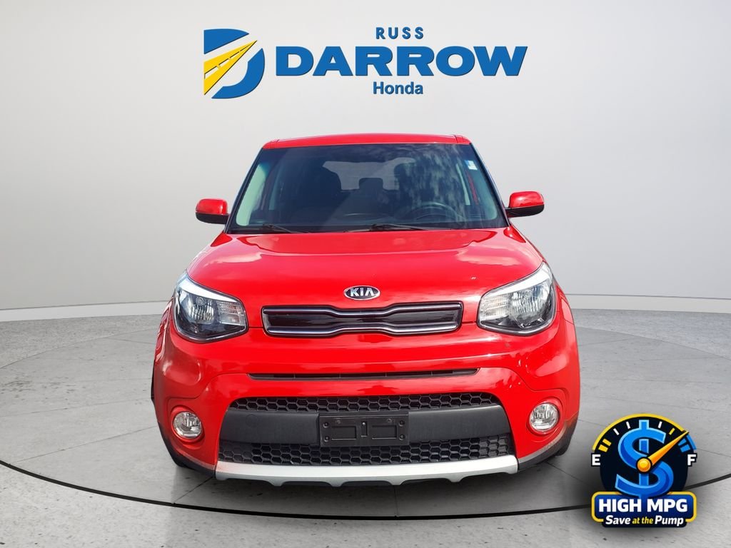 Used 2019 Red Kia Plus image 8