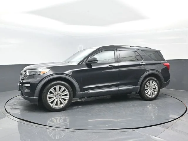 Certified Used 2020 Black Metallic Ford Limited image 4