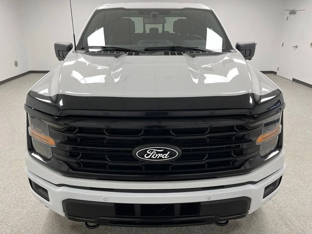 Used 2024 White Ford XLT image 3