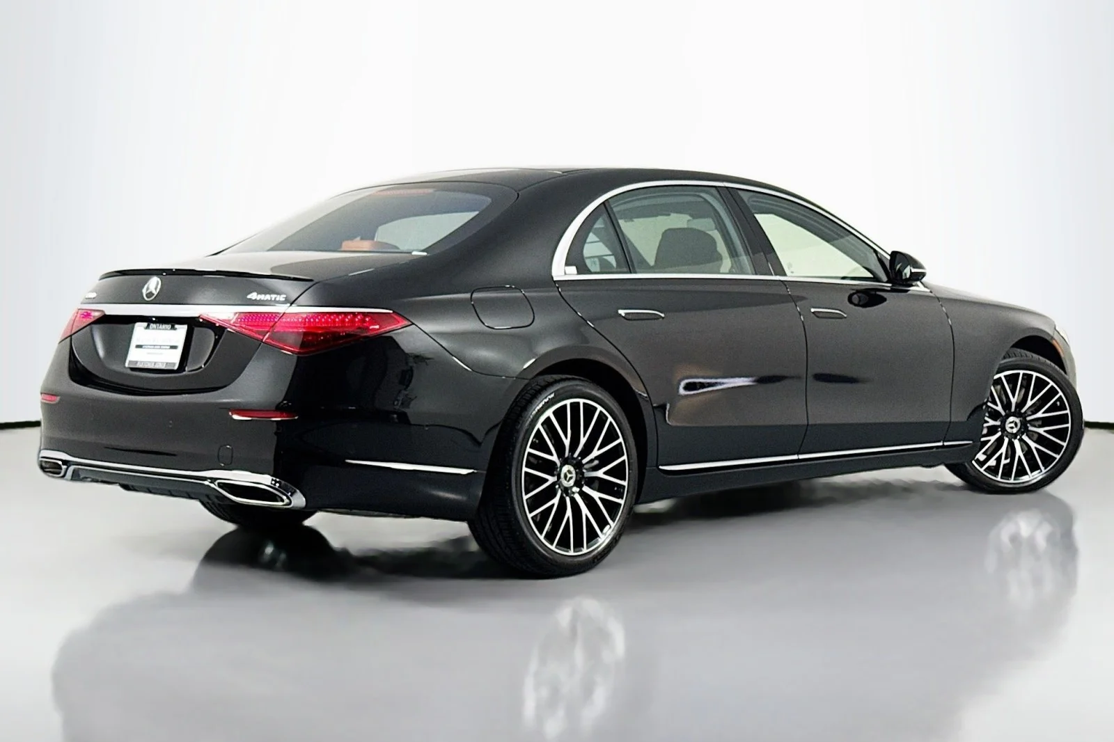 Certified Used 2026 Obsidian Black Metallic Mercedes-Benz S 500 image 13
