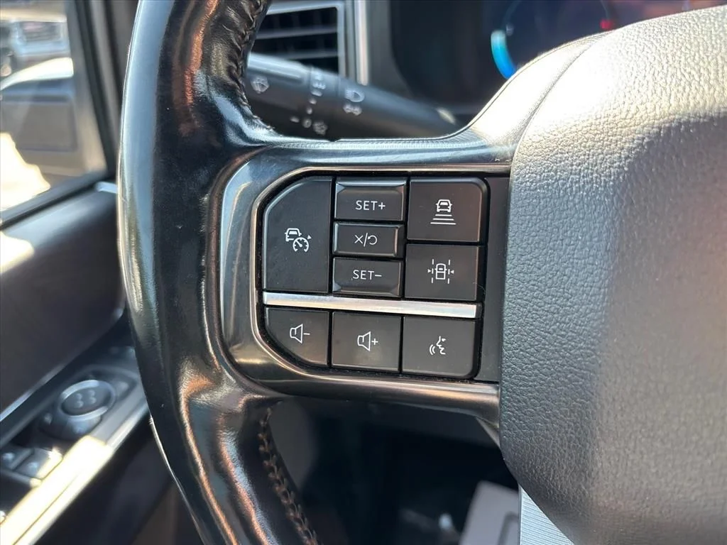 2023 Ford F-450 Super Duty Platinum - Photo 31