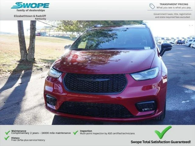 New 2026 Red Hot Pearl-Coat Exterior Paint Chrysler Limited image 8