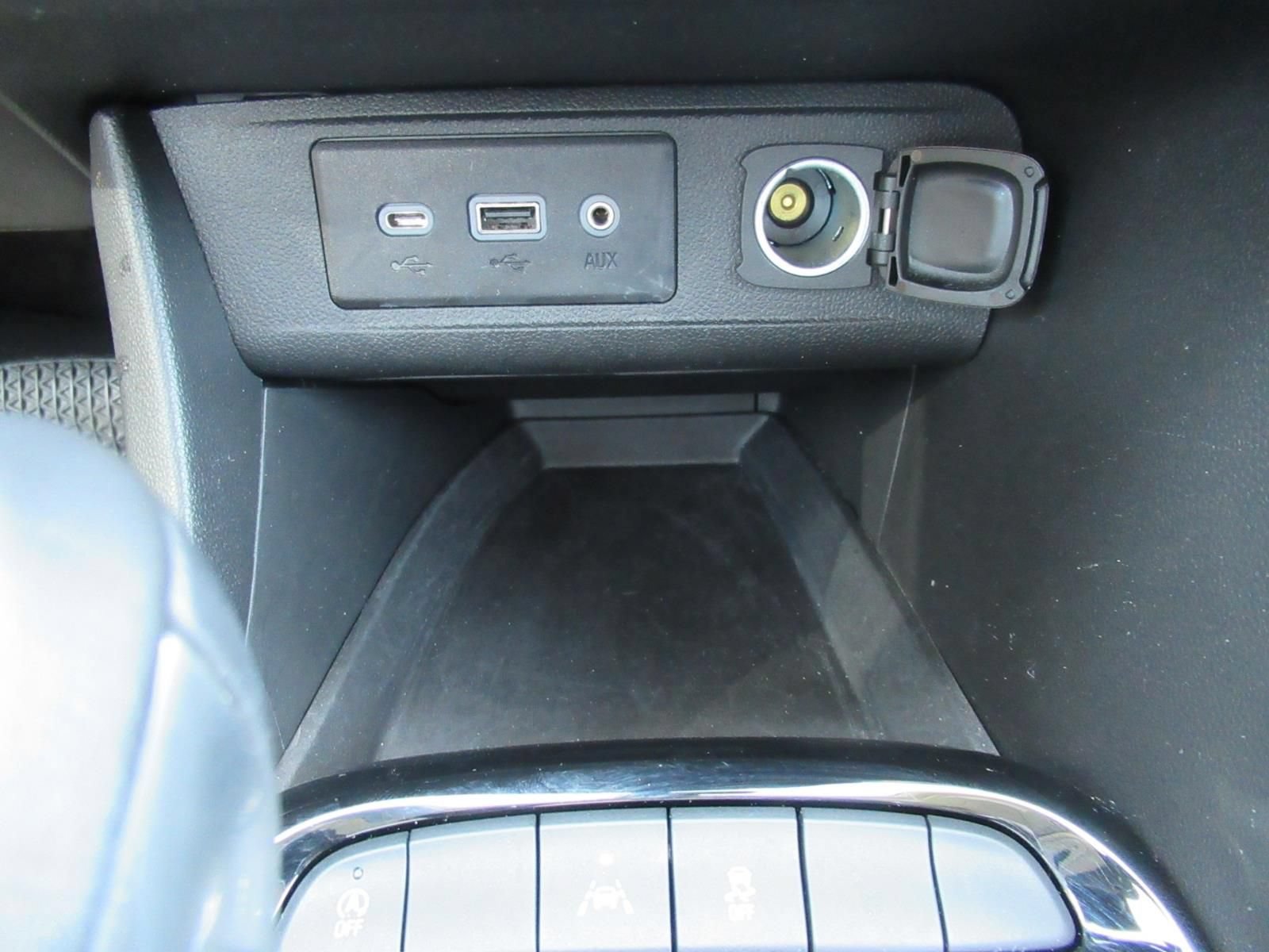Used 2023 SUMMIT WHITE Buick Preferred image 28
