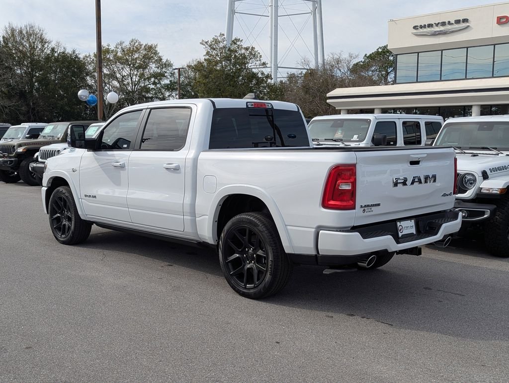 New 2026 Bright White Clear-Coat Exterior Paint Ram Laramie image 7