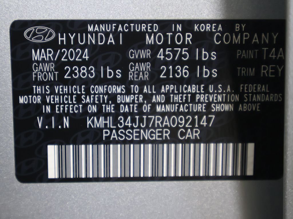 Certified Used 2024 Silver Hyundai SEL image 41