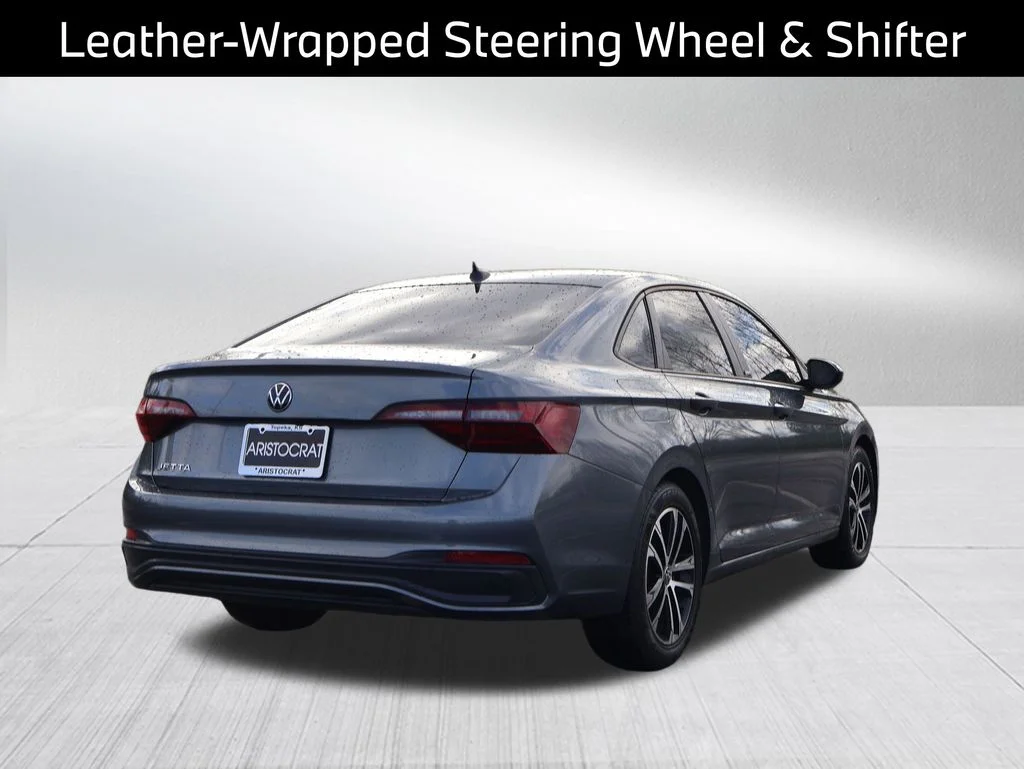 Used 2023 Gray Volkswagen 1.5T Sport image 8