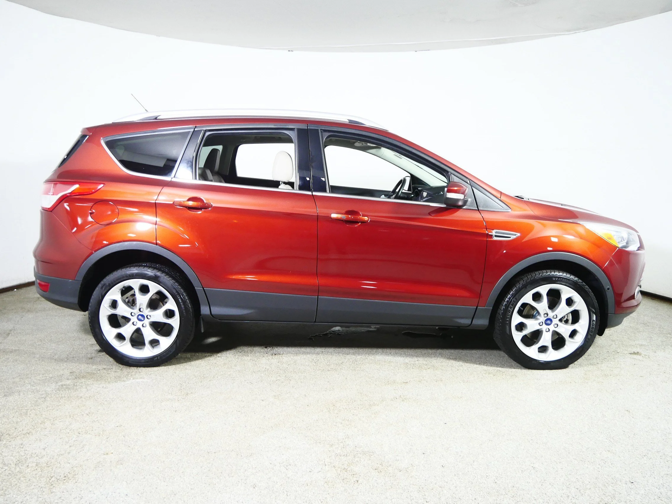 Used 2014 Sunset Ford Titanium image 8