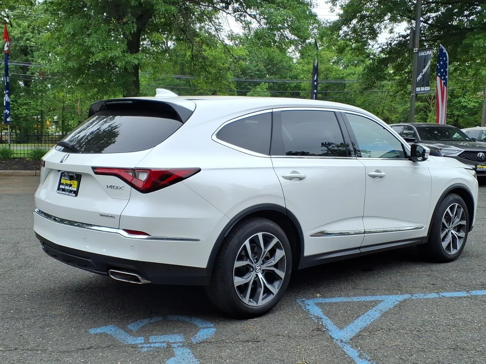Used 2023 Platinum White Pearl Acura SH-AWD TECH image 4