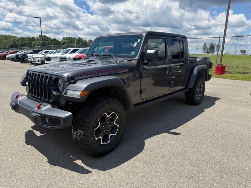 Used 2023 Gray Jeep Rubicon image 3