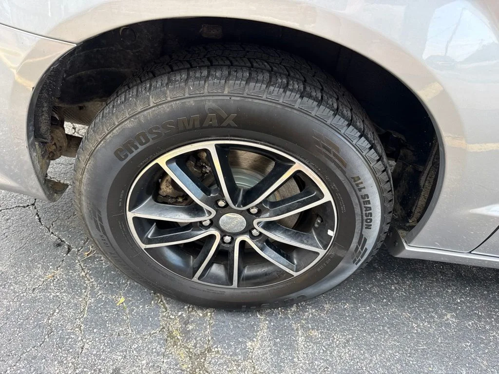 Used 2018 Silver Dodge GT image 9