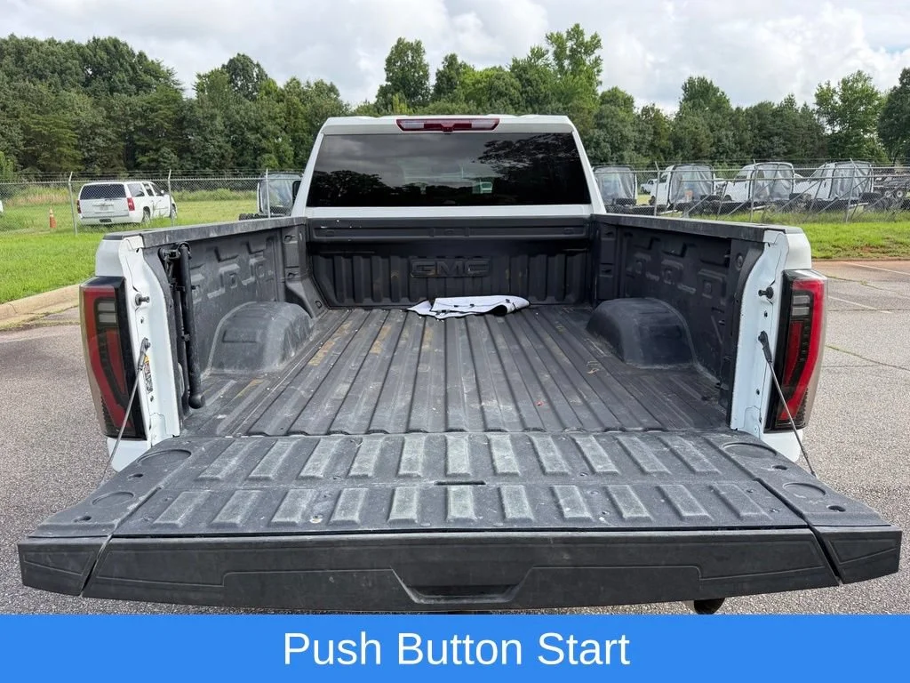 Used 2025 Summit White GMC AT4 image 15