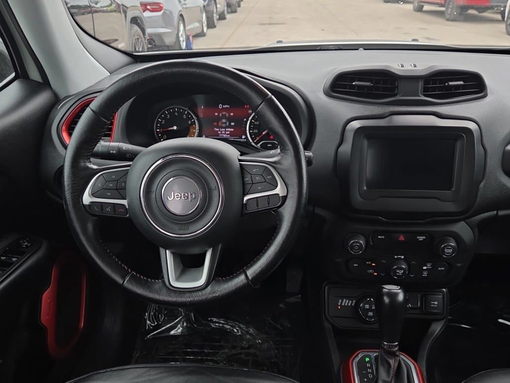 Used 2019 White Jeep Trailhawk image 10