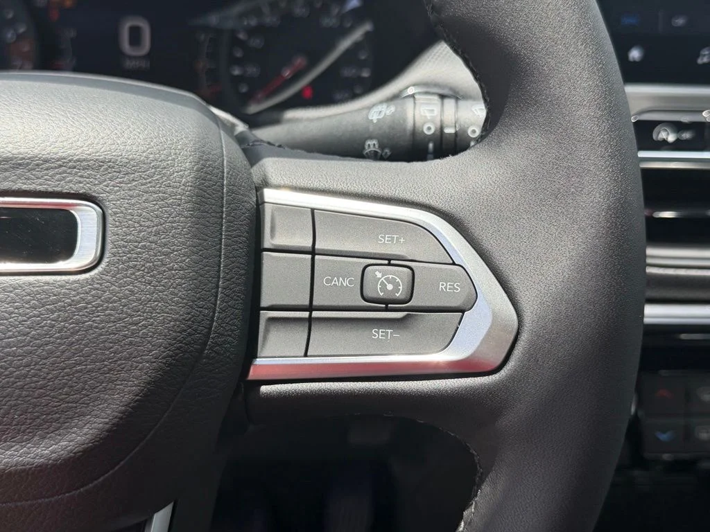 New 2026 Silver Jeep Latitude image 20