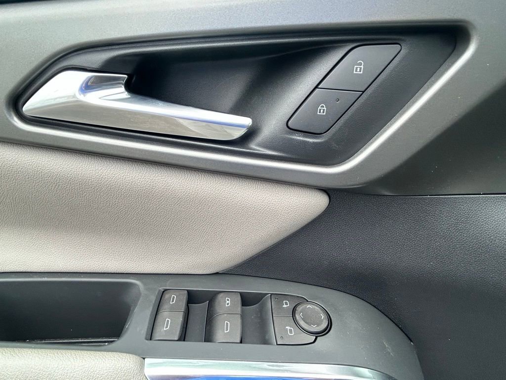 2025 Chevrolet Traverse LT - Photo 30