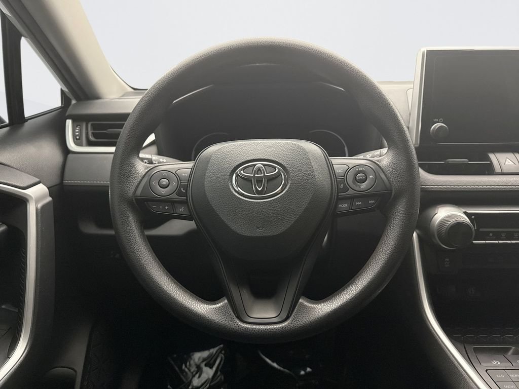 Used 2024 Ice Toyota LE image 12