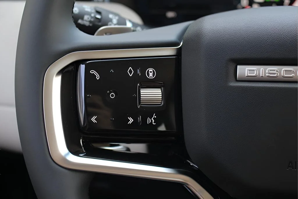 2025 Land Rover Discovery Sport S - Photo 20
