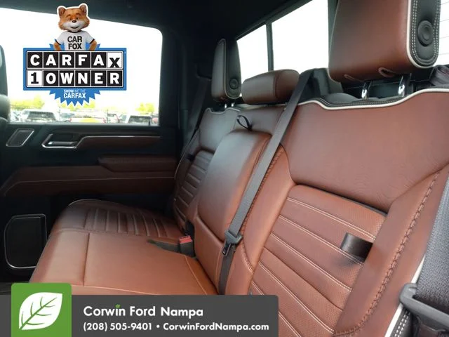 Used 2024 Onyx Black GMC  image 25