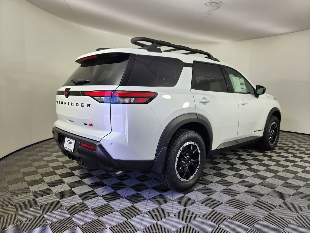 New 2026 Everest White Pearl TriCoat Nissan Rock Creek® image 5