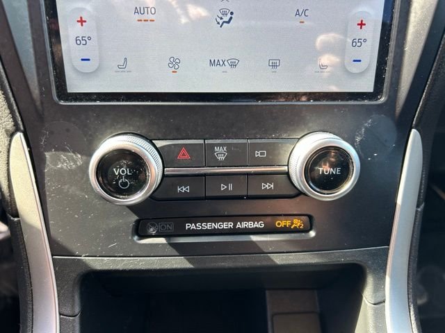 Used 2024 Black Ford SEL image 18