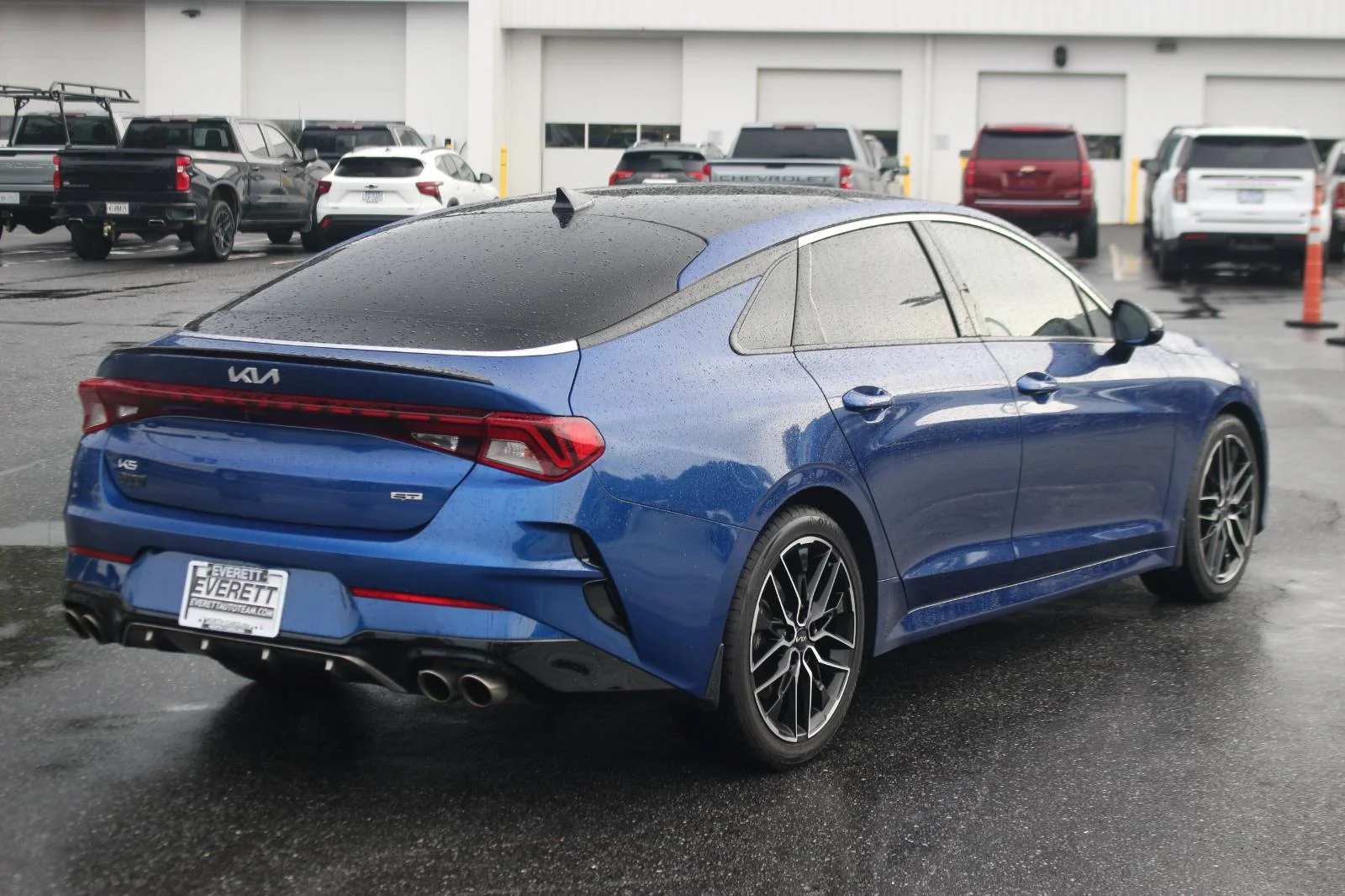 Used 2024 Blue Kia GT image 7