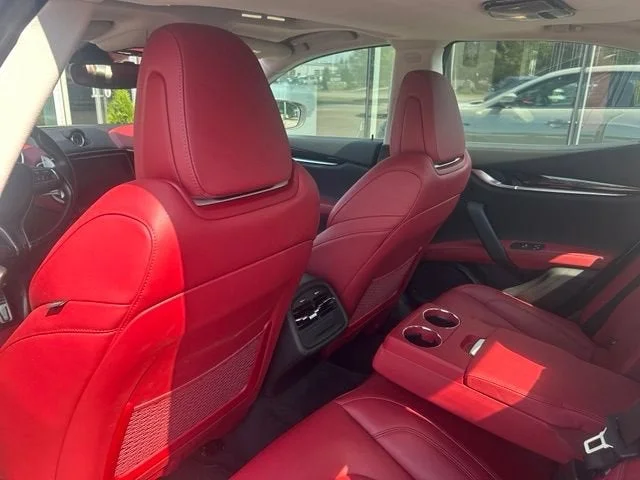 Used 2018 Bianco Maserati S Q4 GranSport image 18