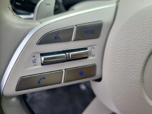 Used 2024 Gray Hyundai Calligraphy image 26