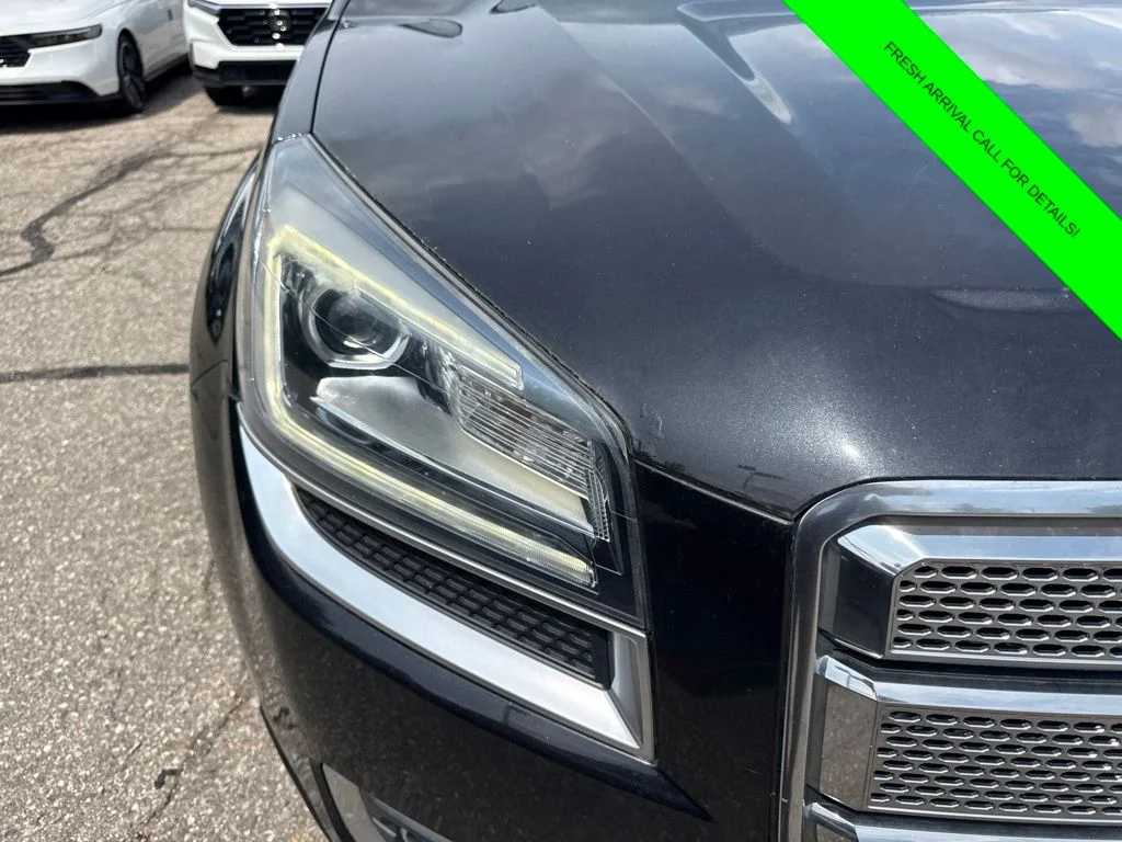 Used 2014 Black GMC Denali image 3