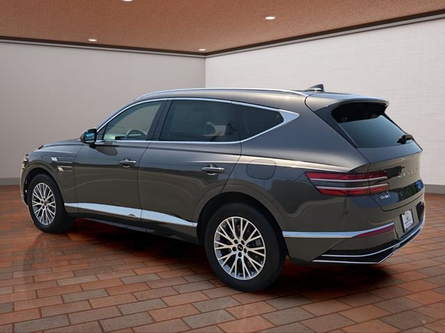 Used 2025 Gray Genesis 2.5T image 32